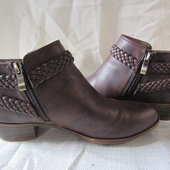 Brown Ankle Boots Size 7.5: Good Condition - Picture 5 of 5